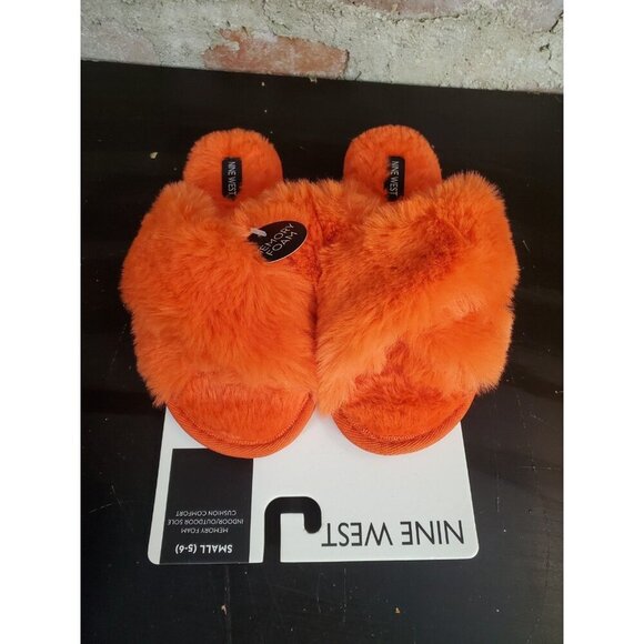 New Nine West Furry Slippers Womens Shoe Size 5-6 S Orange E - Picture 1 of 3